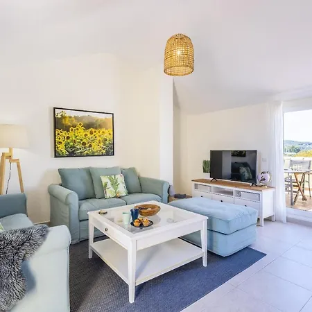 Апартаменты Isleta Marina Oasis Platja de Larenal